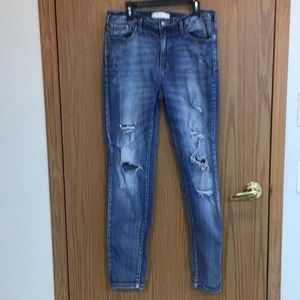KanCan Distressed Jeans